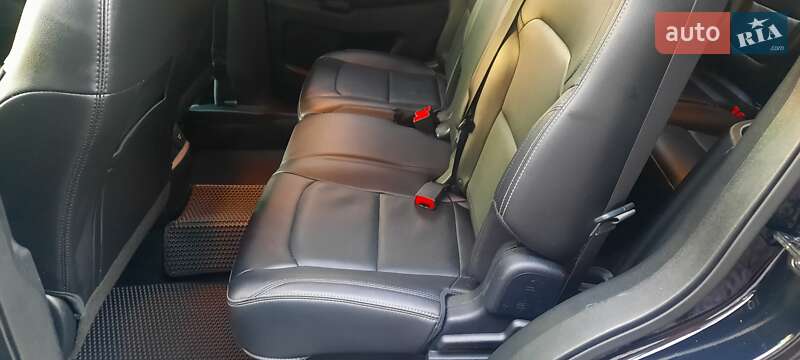 Внедорожник / Кроссовер Ford Explorer 2016 в Остроге