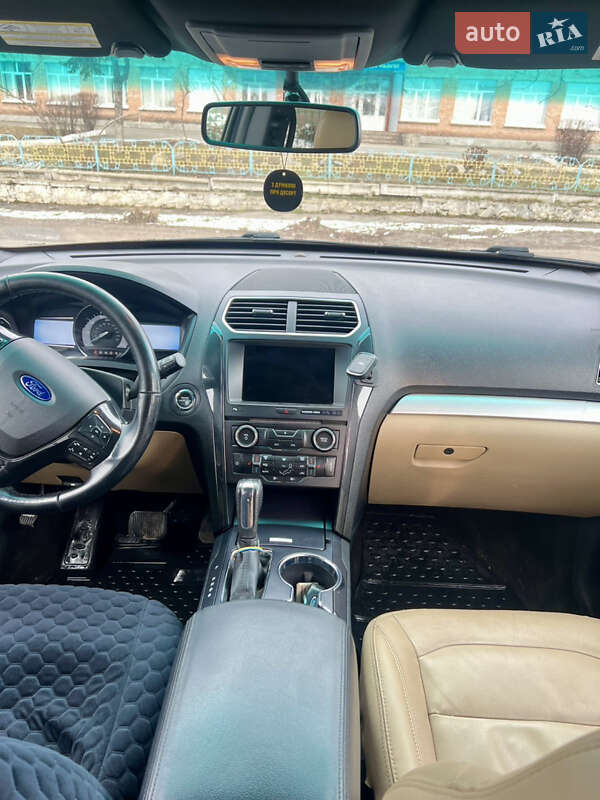 Внедорожник / Кроссовер Ford Explorer 2015 в Белой Церкви