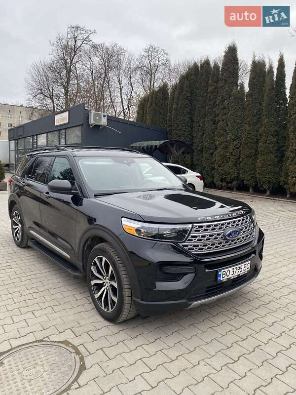 Позашляховик / Кросовер Ford Explorer 2020 в 