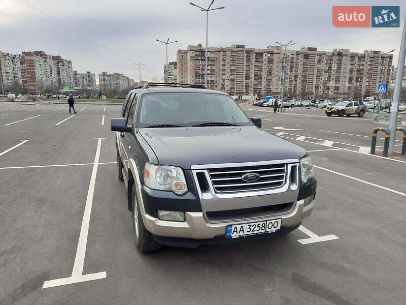 Позашляховик / Кросовер Ford Explorer 2009 в 
