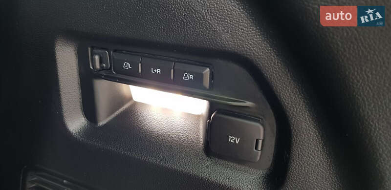 Позашляховик / Кросовер Ford Explorer 2020 в Києві