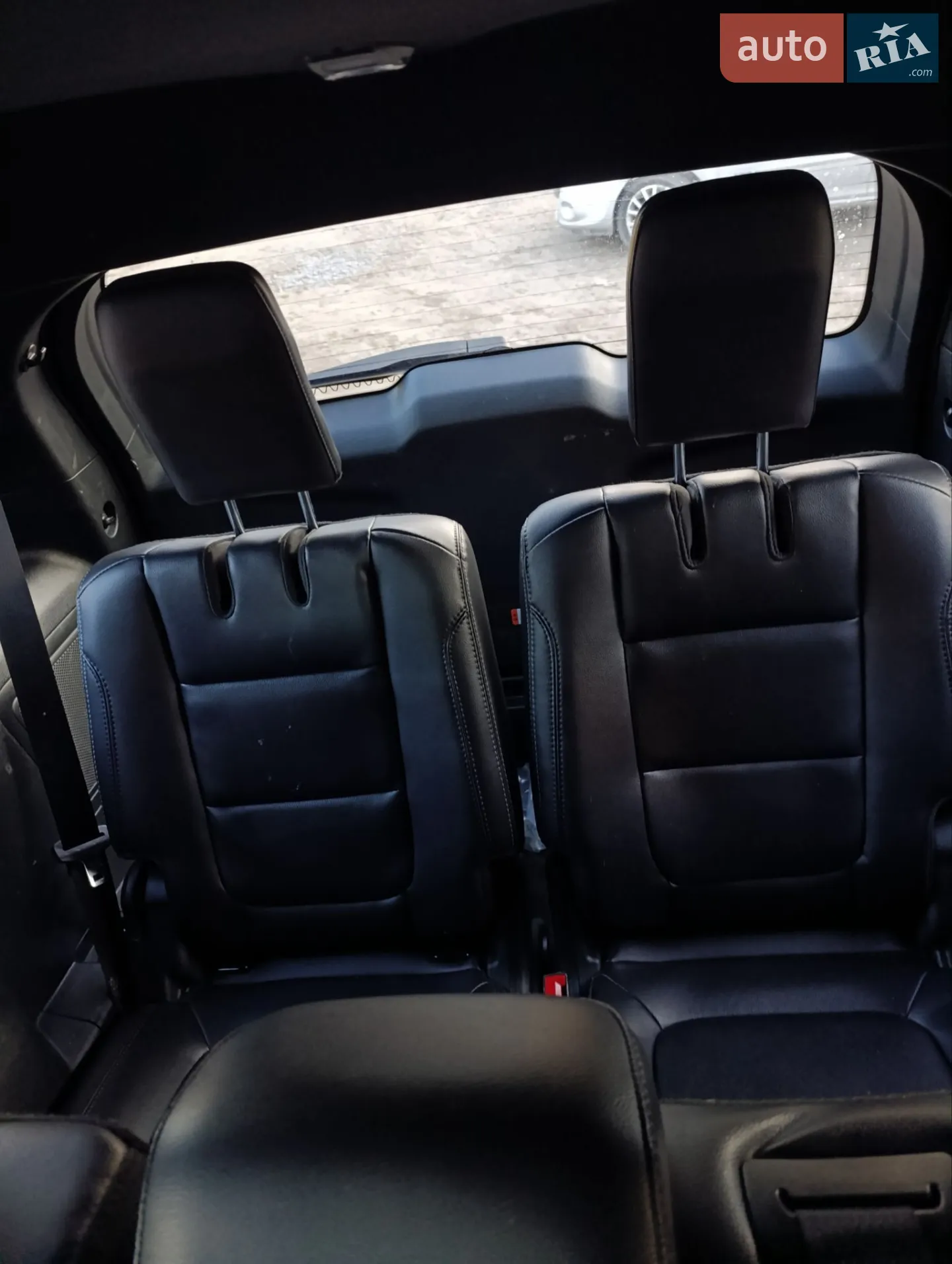 2019 Ford Explorer - мініатюра 12