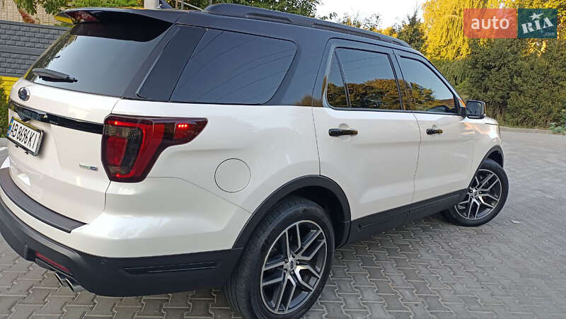Внедорожник / Кроссовер Ford Explorer 2018 в Виннице