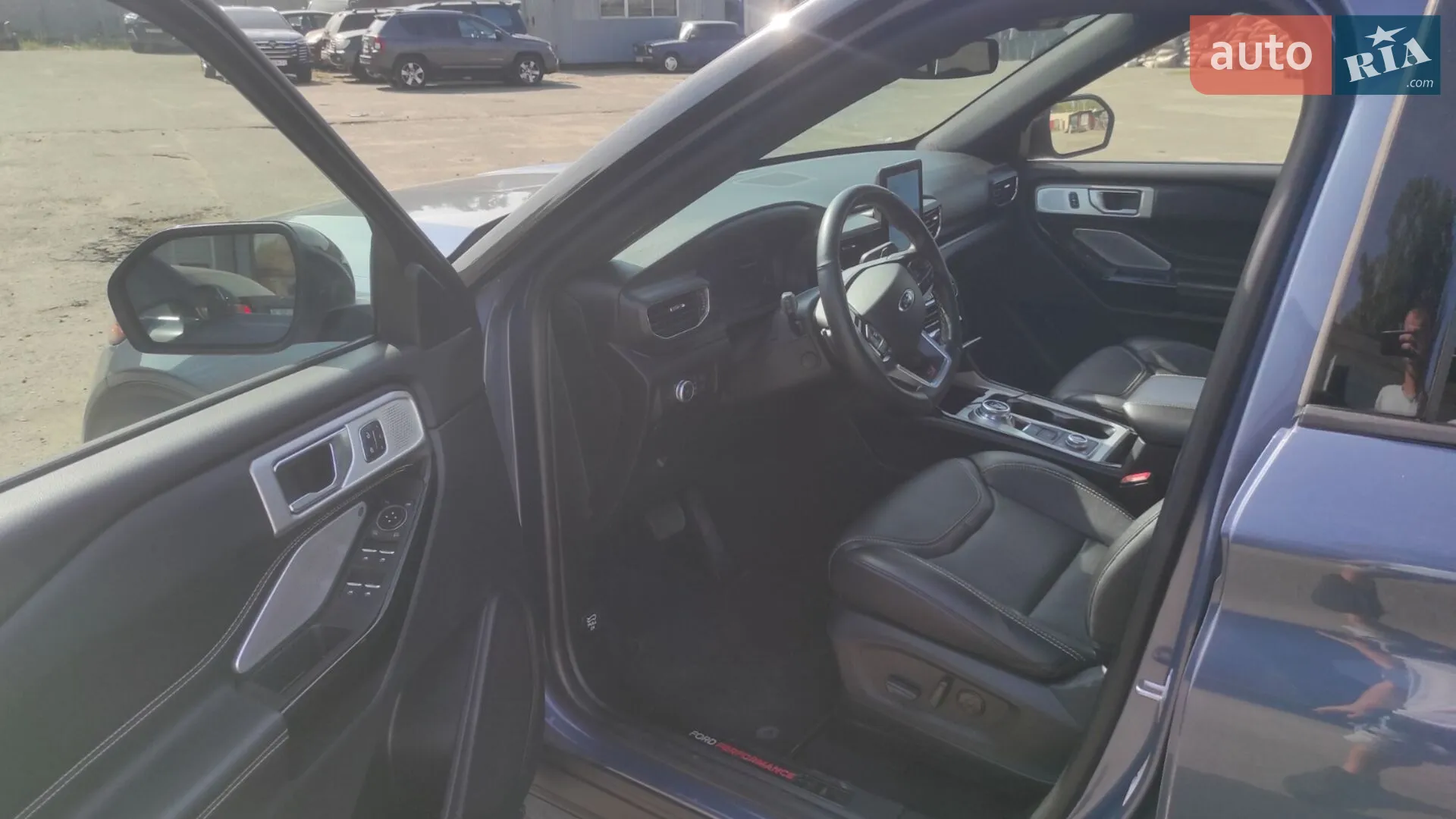 2021 Ford Explorer - мініатюра 9
