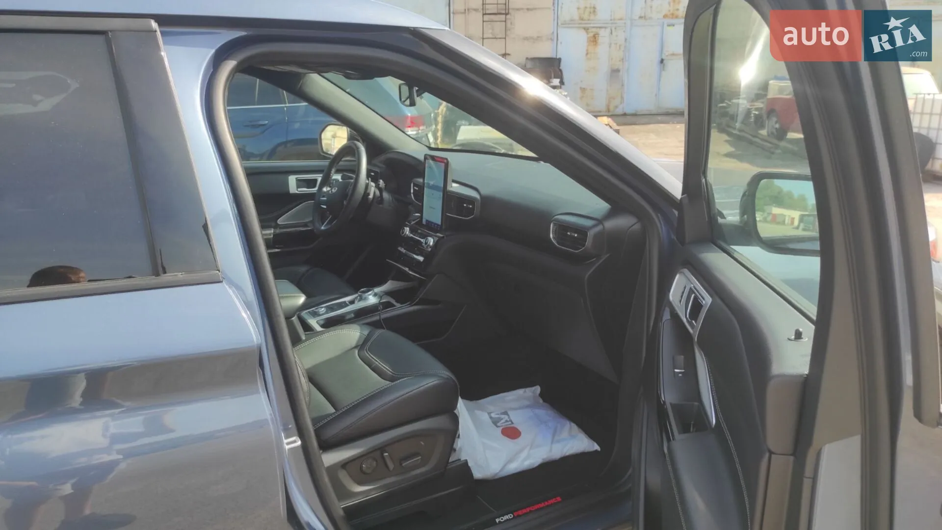 2021 Ford Explorer - мініатюра 11