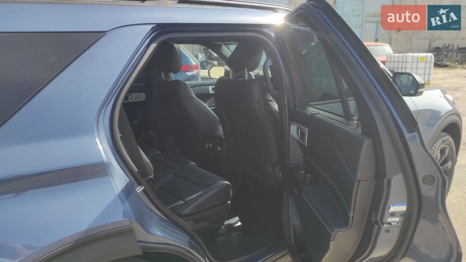 2021 Ford Explorer - мініатюра 12