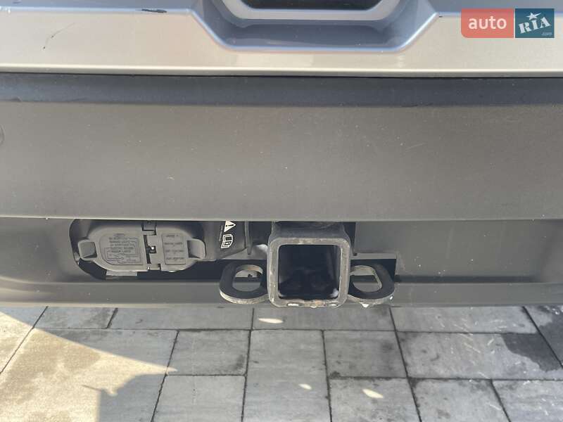 Внедорожник / Кроссовер Ford Explorer 2022 в Киеве