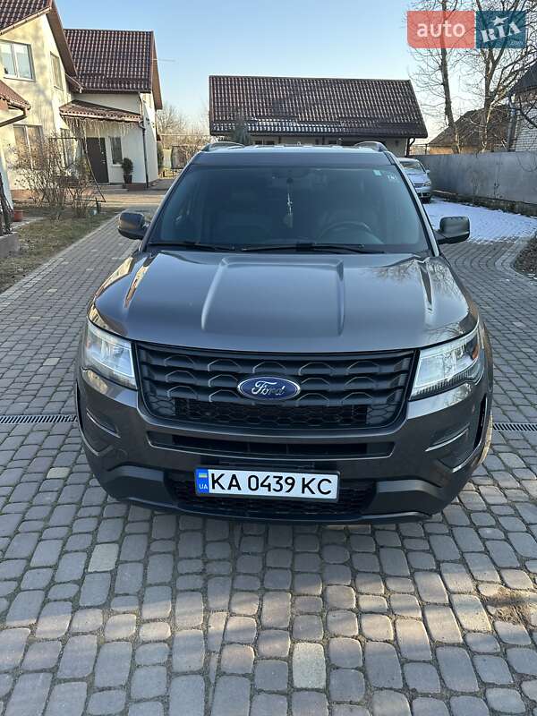Внедорожник / Кроссовер Ford Explorer 2018 в Виннице