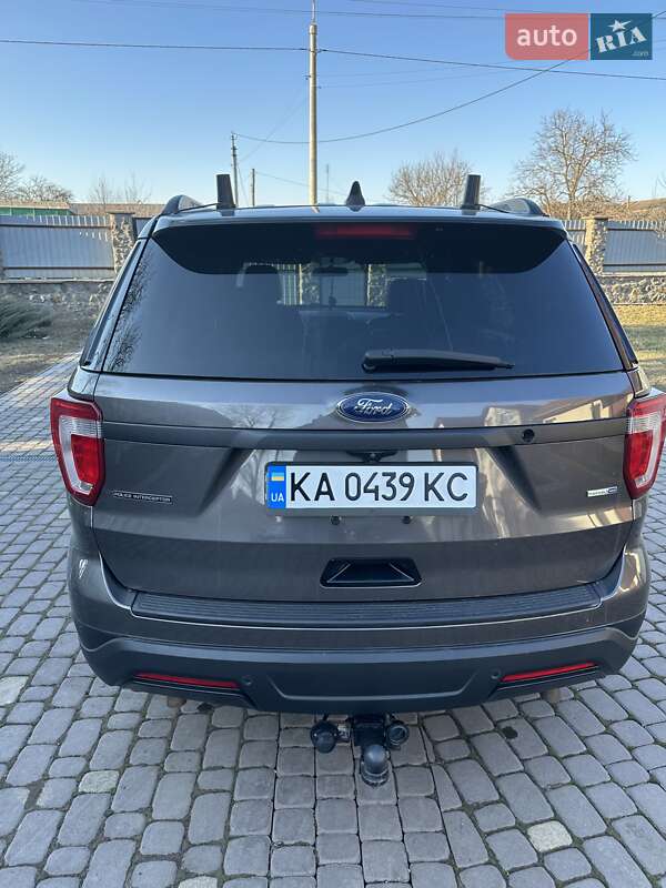 Внедорожник / Кроссовер Ford Explorer 2018 в Виннице