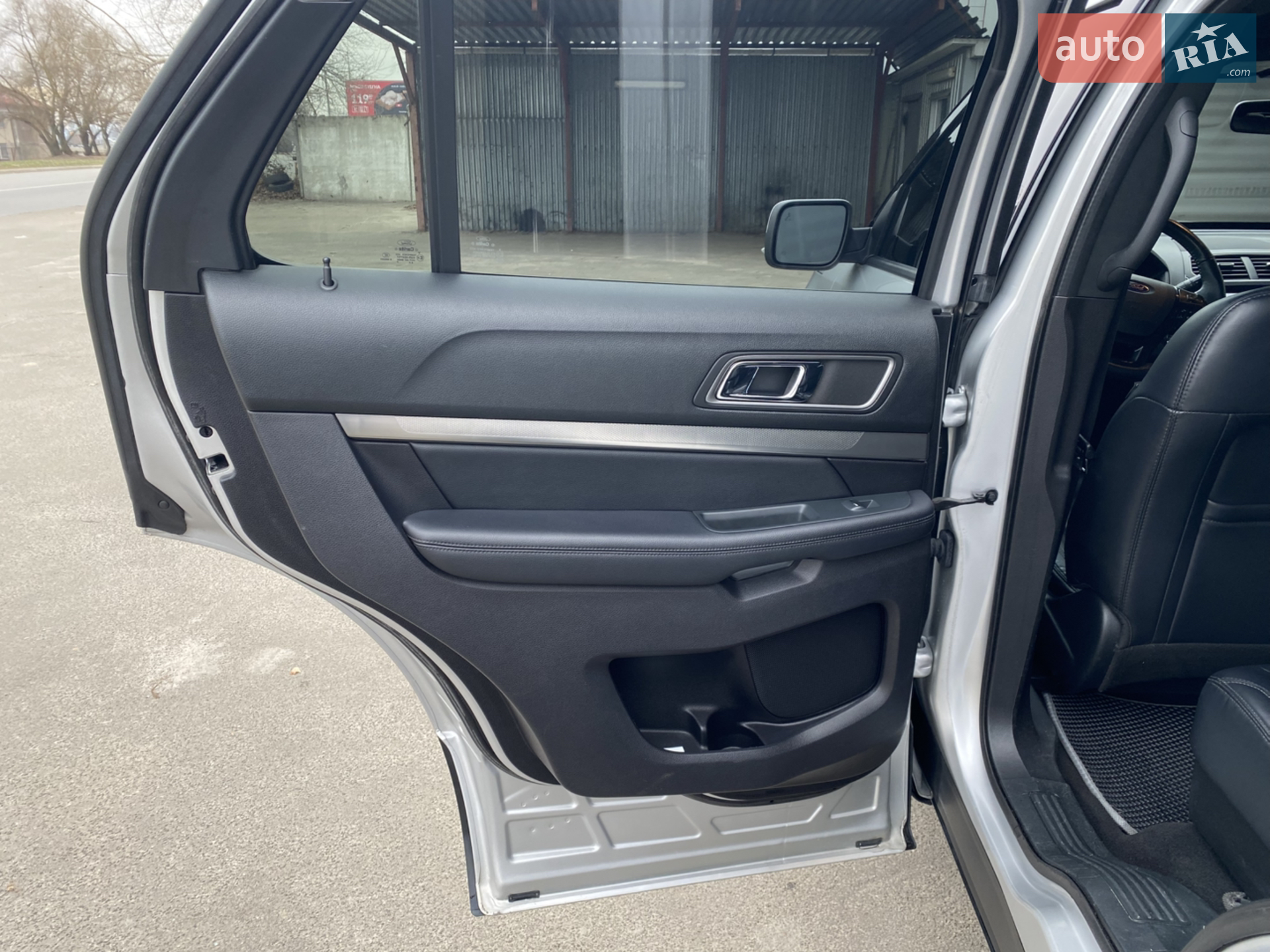 2019 Ford Explorer - мініатюра 11
