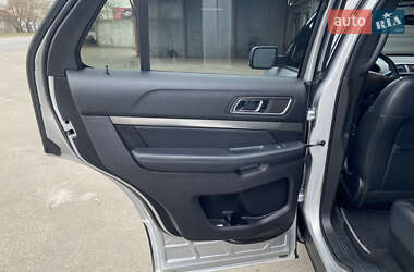 Внедорожник / Кроссовер Ford Explorer 2019 в 