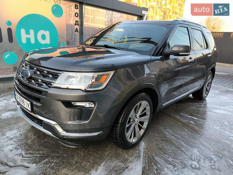 Позашляховик / Кросовер Ford Explorer 2018 в Вишневому