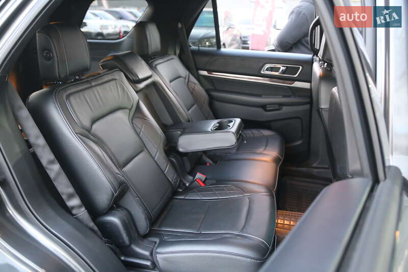 Внедорожник / Кроссовер Ford Explorer 2016 в Киеве