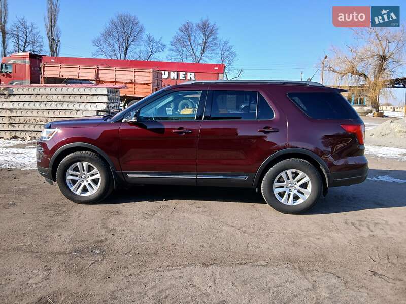 Внедорожник / Кроссовер Ford Explorer 2018 в Кропивницком