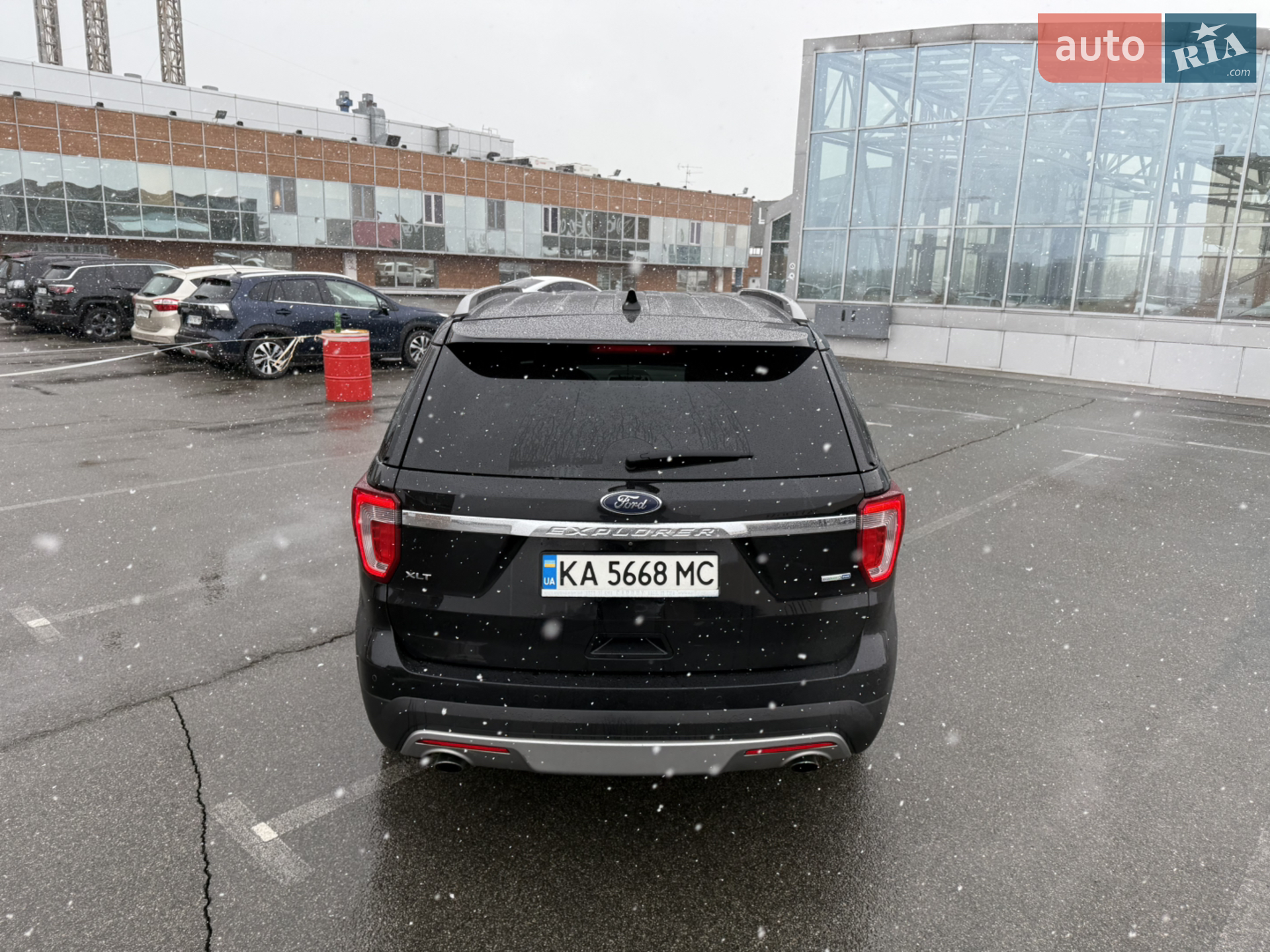 2016 Ford Explorer - мініатюра 11
