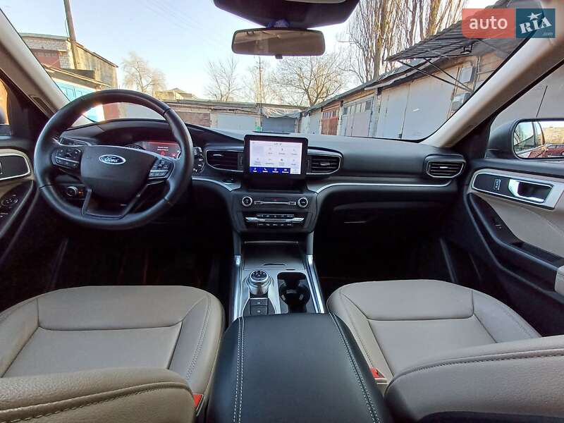 Внедорожник / Кроссовер Ford Explorer 2019 в Киеве