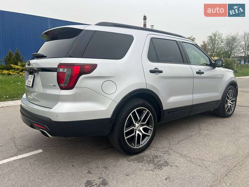 Внедорожник / Кроссовер Ford Explorer 2017 в Днепре фото 8 Внедорожник / Кроссовер Ford Explorer 2017 в Днепре
