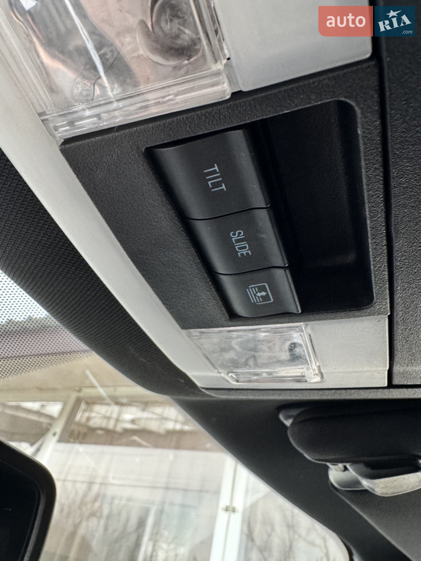 2017 Ford Explorer - мініатюра 10