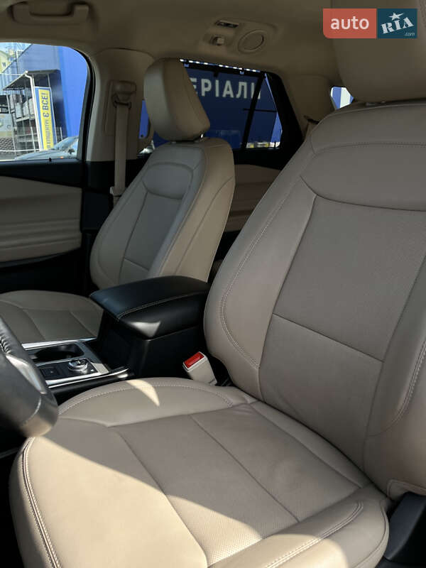 Внедорожник / Кроссовер Ford Explorer 2022 в Львове