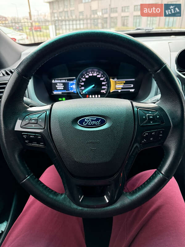 Внедорожник / Кроссовер Ford Explorer 2016 в Киеве