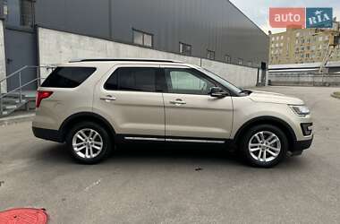 Внедорожник / Кроссовер Ford Explorer 2016 в 