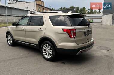 Внедорожник / Кроссовер Ford Explorer 2016 в 
