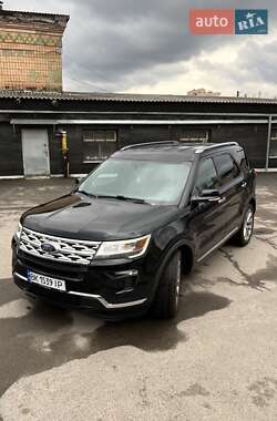 Внедорожник / Кроссовер Ford Explorer 2017 в Ровно