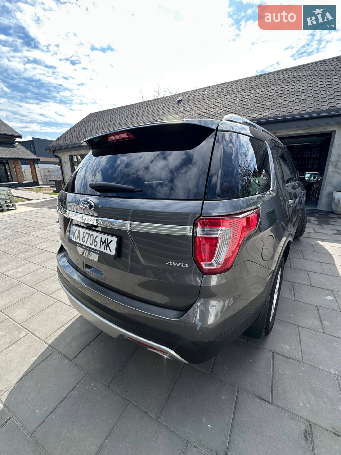 2017 Ford Explorer - мініатюра 6