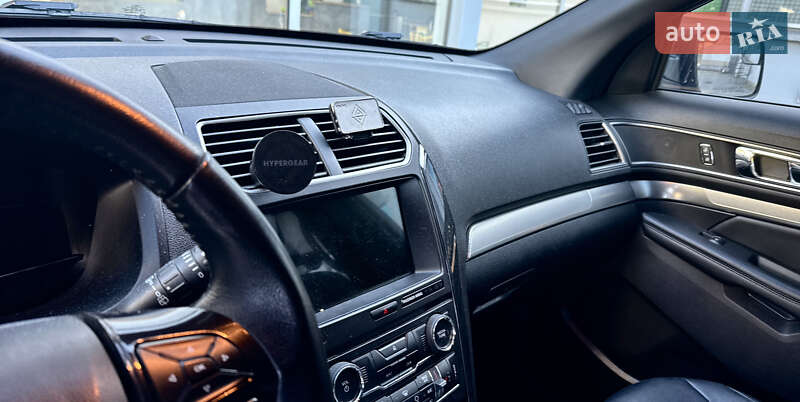 Внедорожник / Кроссовер Ford Explorer 2018 в Киеве