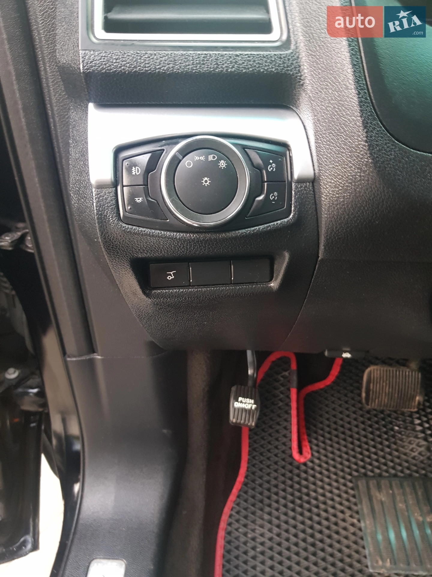 2015 Ford Explorer - мініатюра 13