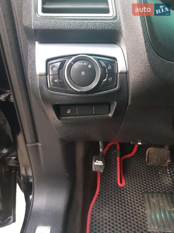 Внедорожник / Кроссовер Ford Explorer 2015 в Ковеле фото 13 Внедорожник / Кроссовер Ford Explorer 2015 в Ковеле