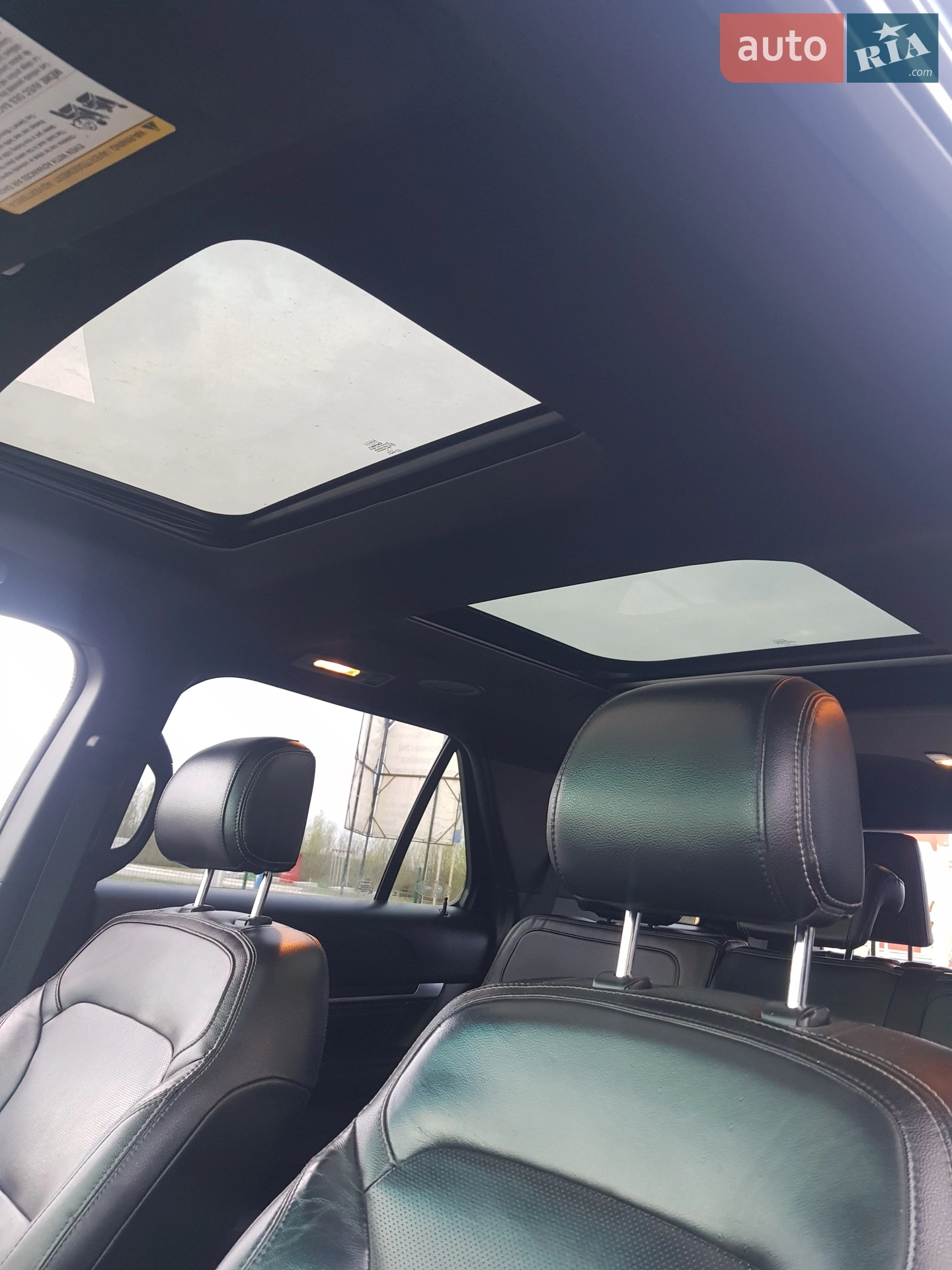 2015 Ford Explorer - мініатюра 27