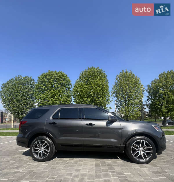 Внедорожник / Кроссовер Ford Explorer 2018 в Луцке фото 11 Внедорожник / Кроссовер Ford Explorer 2018 в Луцке
