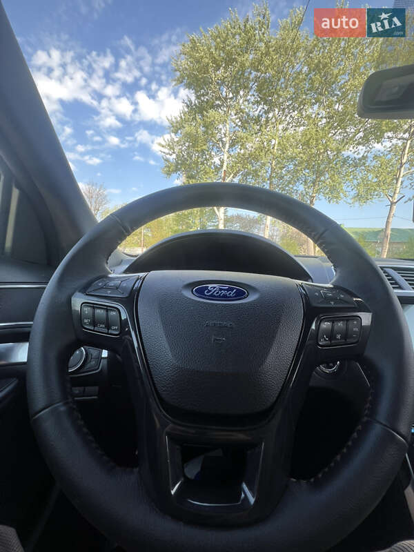 Внедорожник / Кроссовер Ford Explorer 2018 в Луцке фото 17 Внедорожник / Кроссовер Ford Explorer 2018 в Луцке