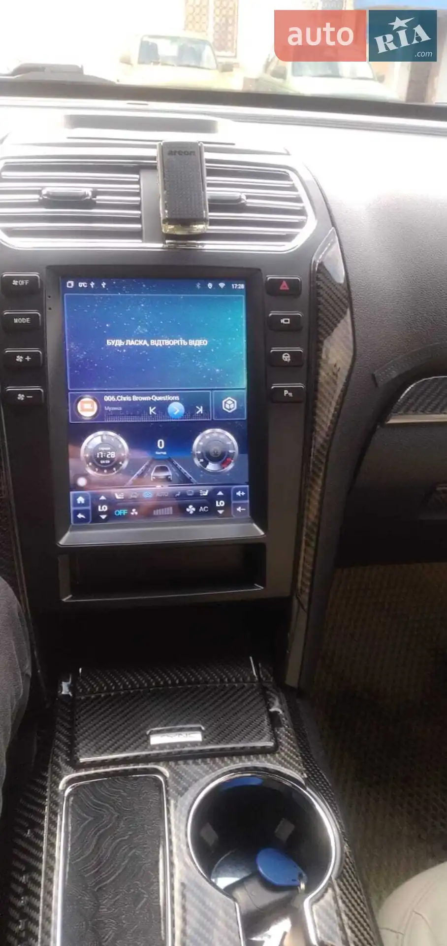2017 Ford Explorer - мініатюра 3