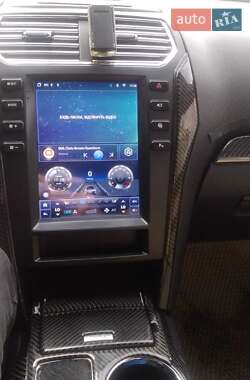 Внедорожник / Кроссовер Ford Explorer 2017 в 