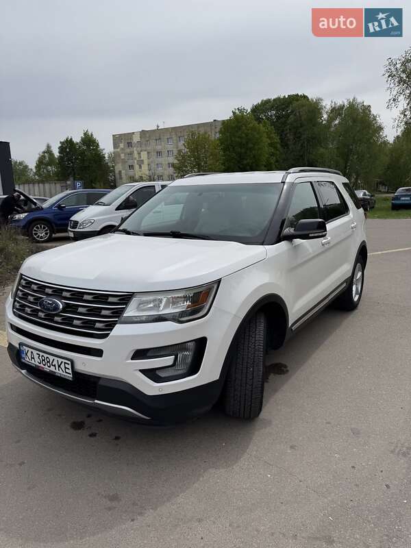 Внедорожник / Кроссовер Ford Explorer 2016 в 