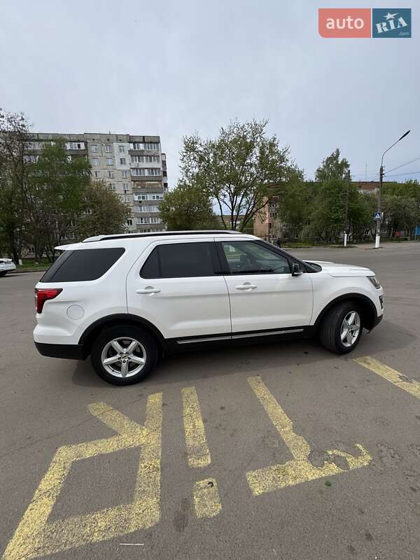 Внедорожник / Кроссовер Ford Explorer 2016 в Киеве