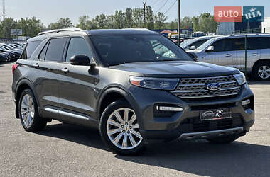 Позашляховик / Кросовер Ford Explorer 2019 в 