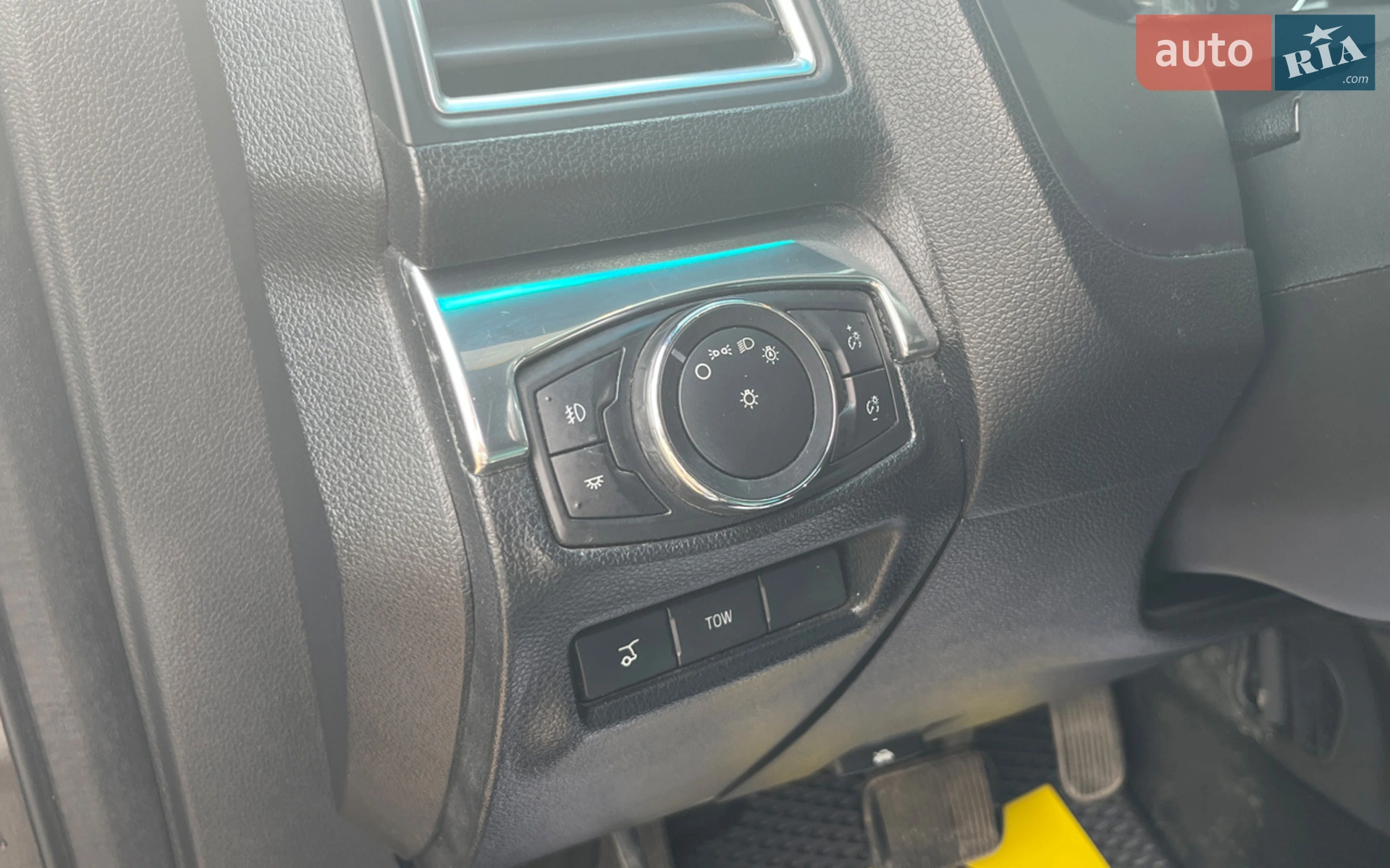 2016 Ford Explorer - мініатюра 12