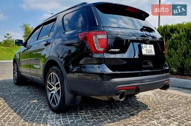 Внедорожник / Кроссовер Ford Explorer 2015 в 