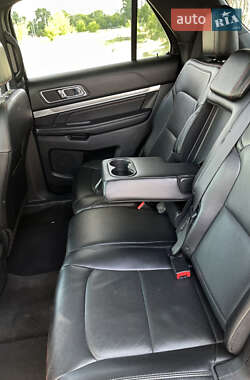 Внедорожник / Кроссовер Ford Explorer 2016 в 