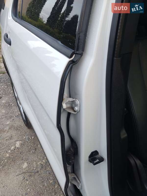 Внедорожник / Кроссовер Ford Explorer 2017 в Кременце фото 33 Внедорожник / Кроссовер Ford Explorer 2017 в Кременце