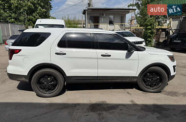 Позашляховик / Кросовер Ford Explorer 2017 в 