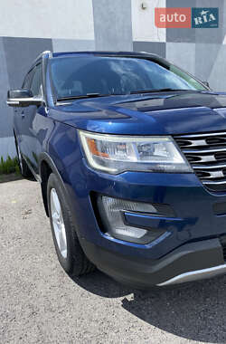 Внедорожник / Кроссовер Ford Explorer 2017 в 