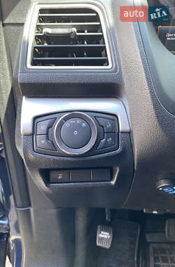 Внедорожник / Кроссовер Ford Explorer 2017 в 