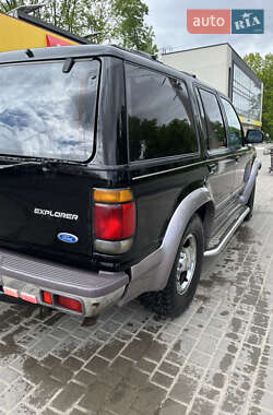 Внедорожник / Кроссовер Ford Explorer 1997 в 