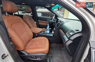 Внедорожник / Кроссовер Ford Explorer 2015 в 