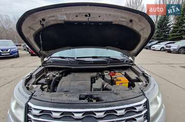 Внедорожник / Кроссовер Ford Explorer 2015 в 