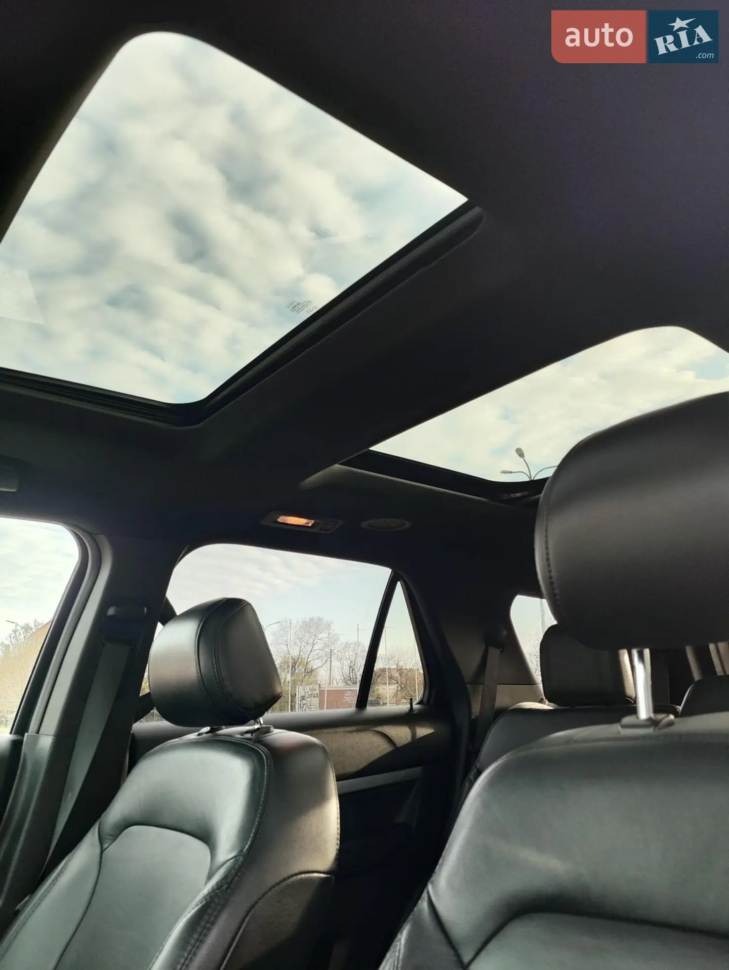 2017 Ford Explorer - мініатюра 8